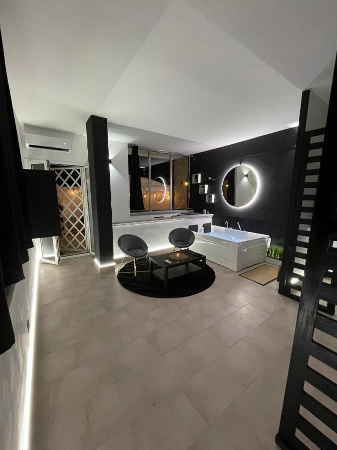باري Central Wellness Suite المظهر الخارجي الصورة